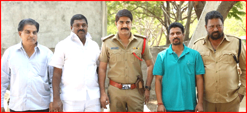 telugu movie mental police,hero srikanth,aksha  శ్రీకాంత్‌ కొత్త చిత్రం పేరు ‘మెంటల్‌ పోలీస్‌’